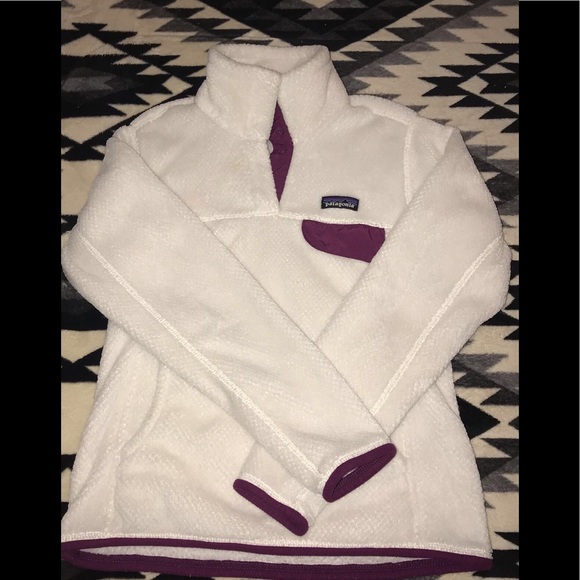 Patagonia Sweaters - Snow White Patagonia sweater
